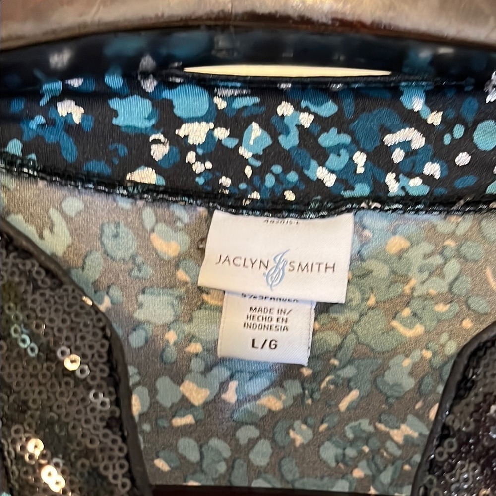 Jaclyn Smith Blue Black Abstract Print Sequin Trim Tunic Top Large - Picture 3 of 7